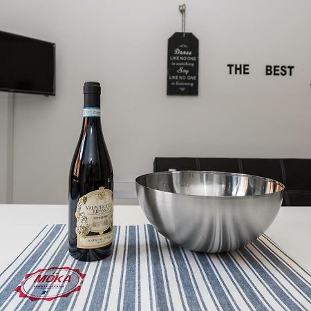 Ortaglia B3 Lägenhet Torri Del Benaco Exteriör bild